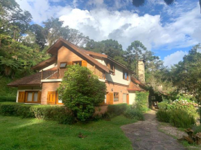 Belíssima Casa com Vista Deslumbrante